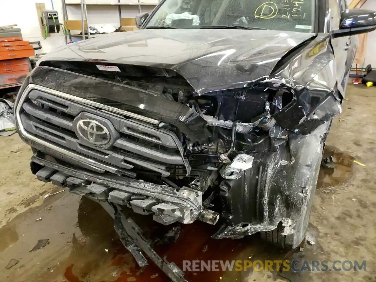 9 Photograph of a damaged car 3TMCZ5AN1KM260854 TOYOTA TACOMA 2019