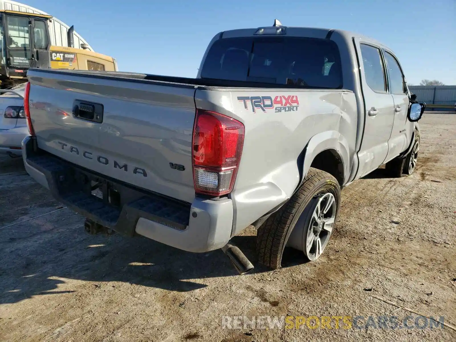 4 Photograph of a damaged car 3TMCZ5AN1KM261860 TOYOTA TACOMA 2019