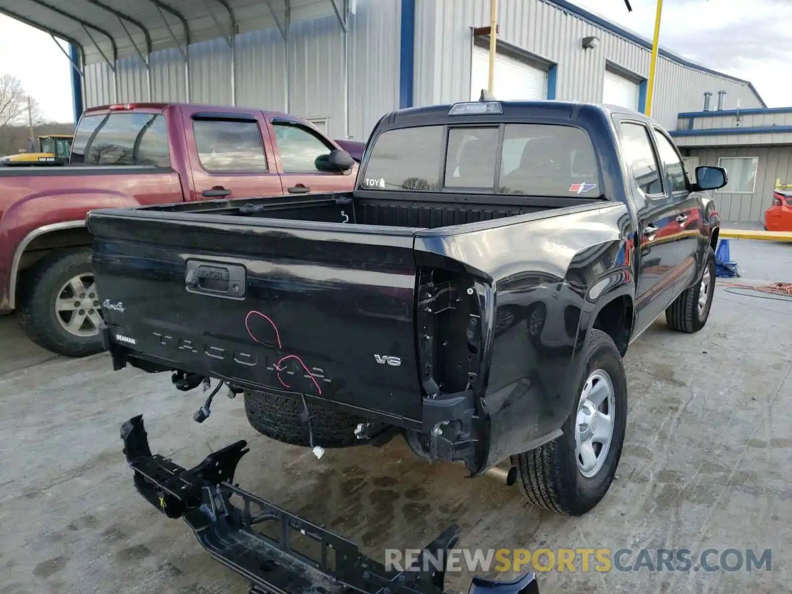 4 Photograph of a damaged car 3TMCZ5AN1KM265875 TOYOTA TACOMA 2019