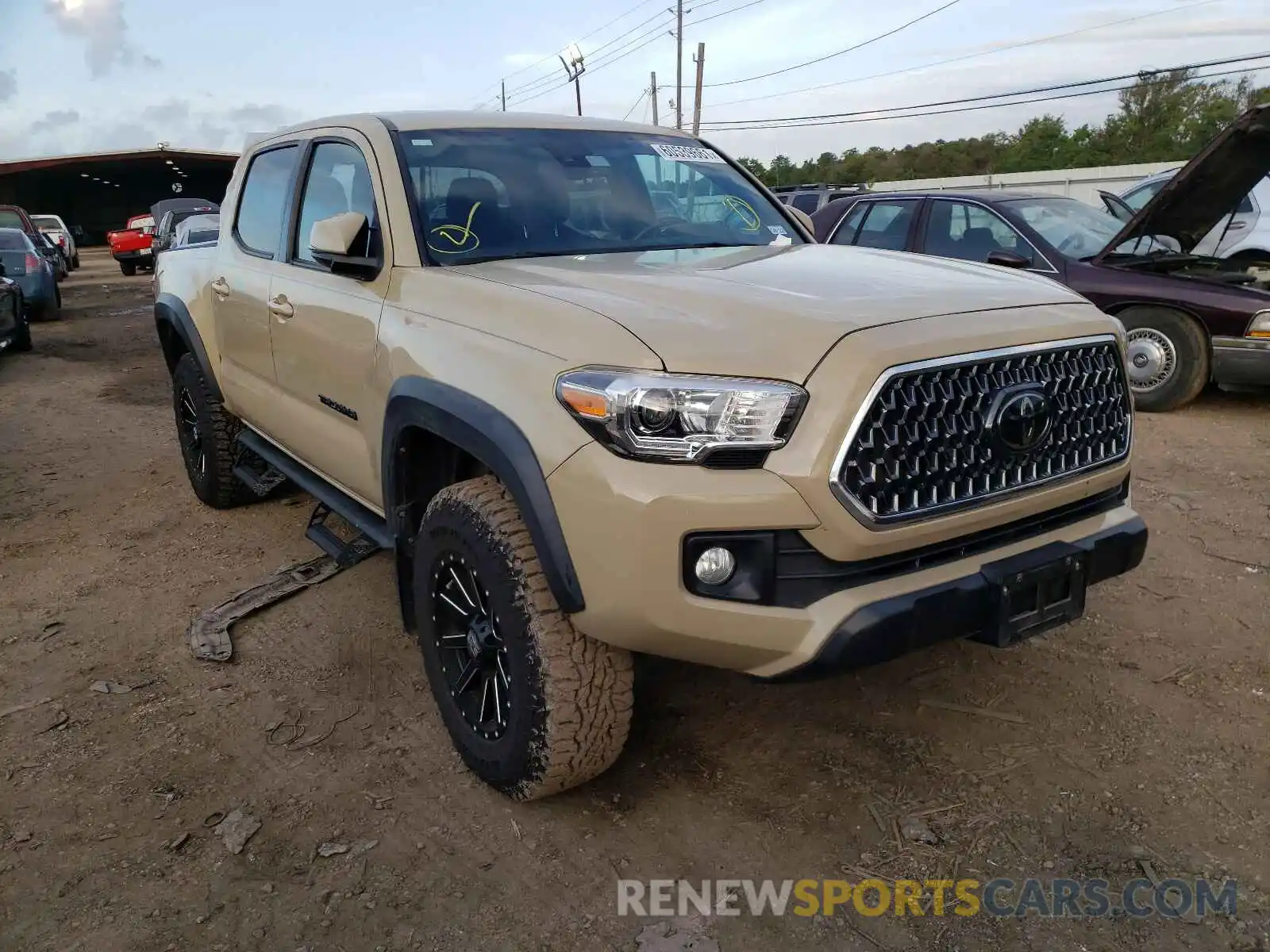 1 Photograph of a damaged car 3TMCZ5AN1KM267657 TOYOTA TACOMA 2019