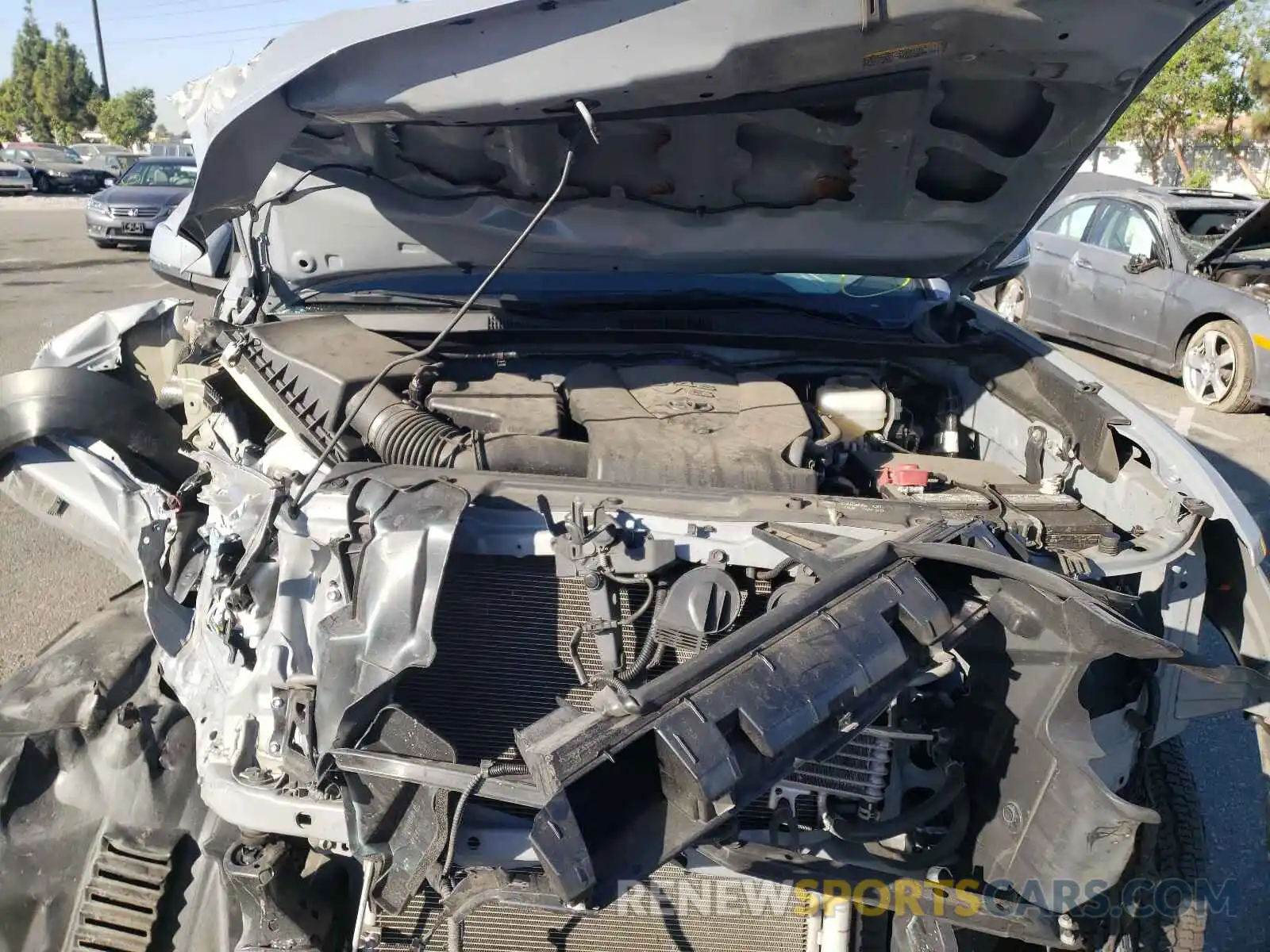 7 Photograph of a damaged car 3TMCZ5AN1KM272258 TOYOTA TACOMA 2019