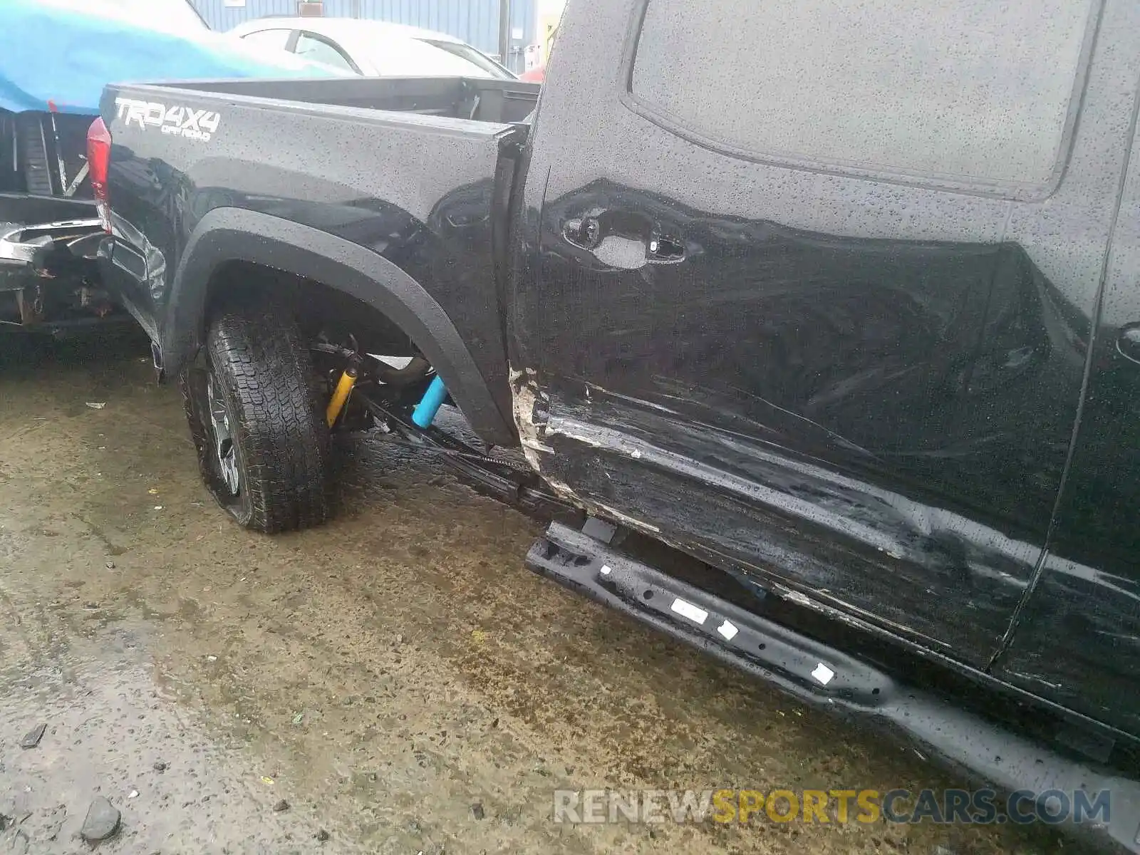 9 Photograph of a damaged car 3TMCZ5AN1KM280778 TOYOTA TACOMA 2019