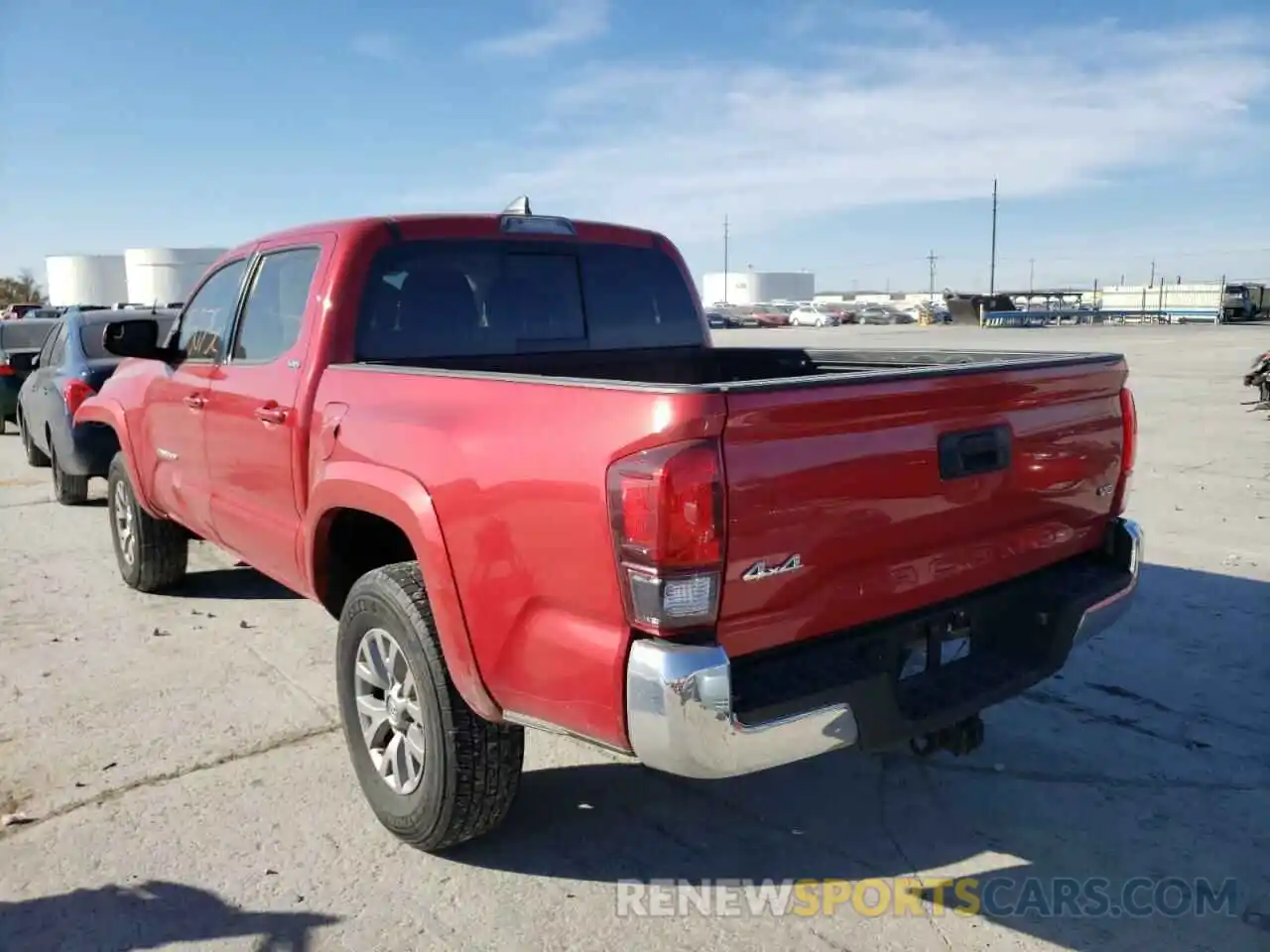 3 Photograph of a damaged car 3TMCZ5AN1KM283227 TOYOTA TACOMA 2019