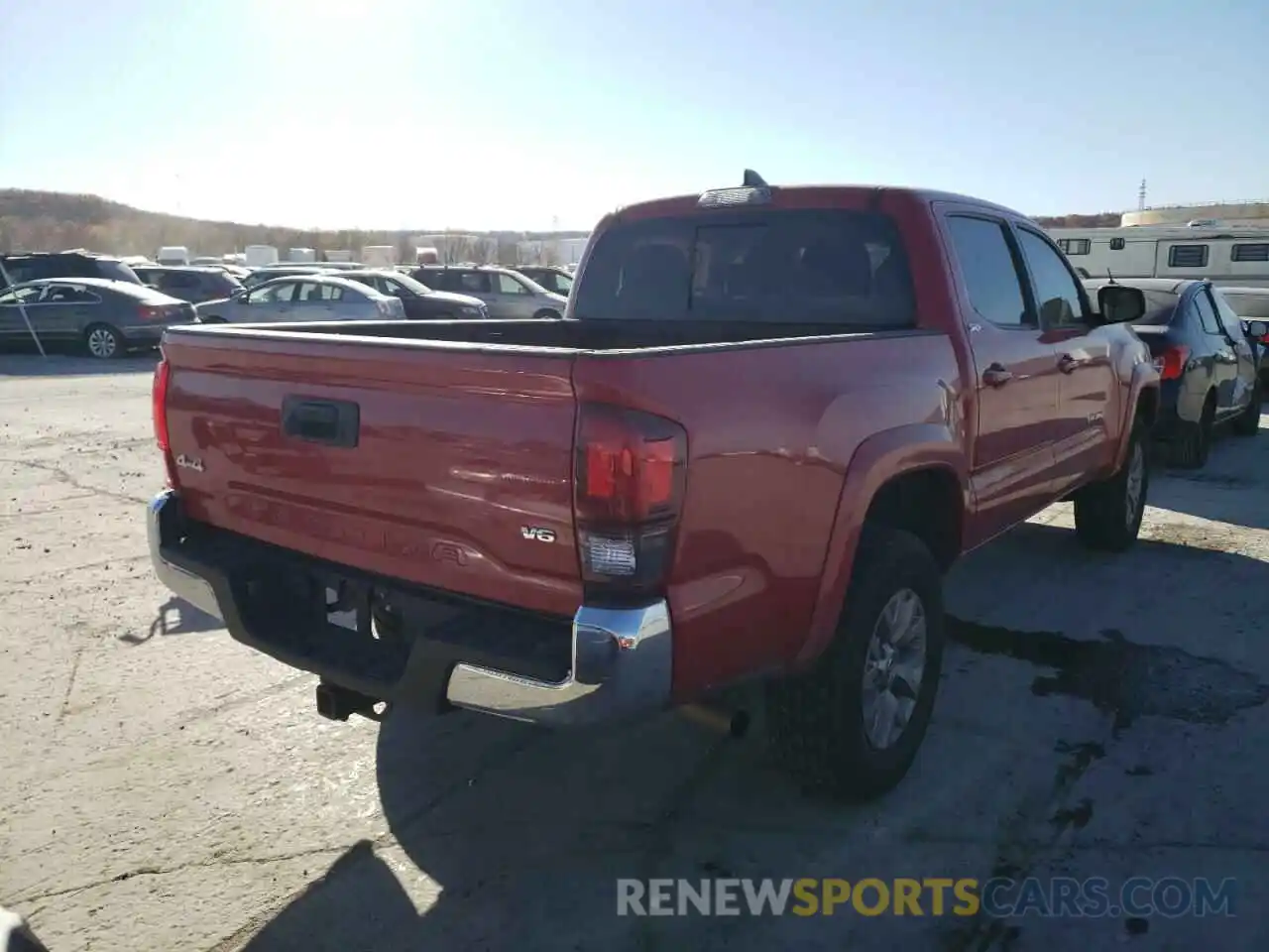 4 Photograph of a damaged car 3TMCZ5AN1KM283227 TOYOTA TACOMA 2019