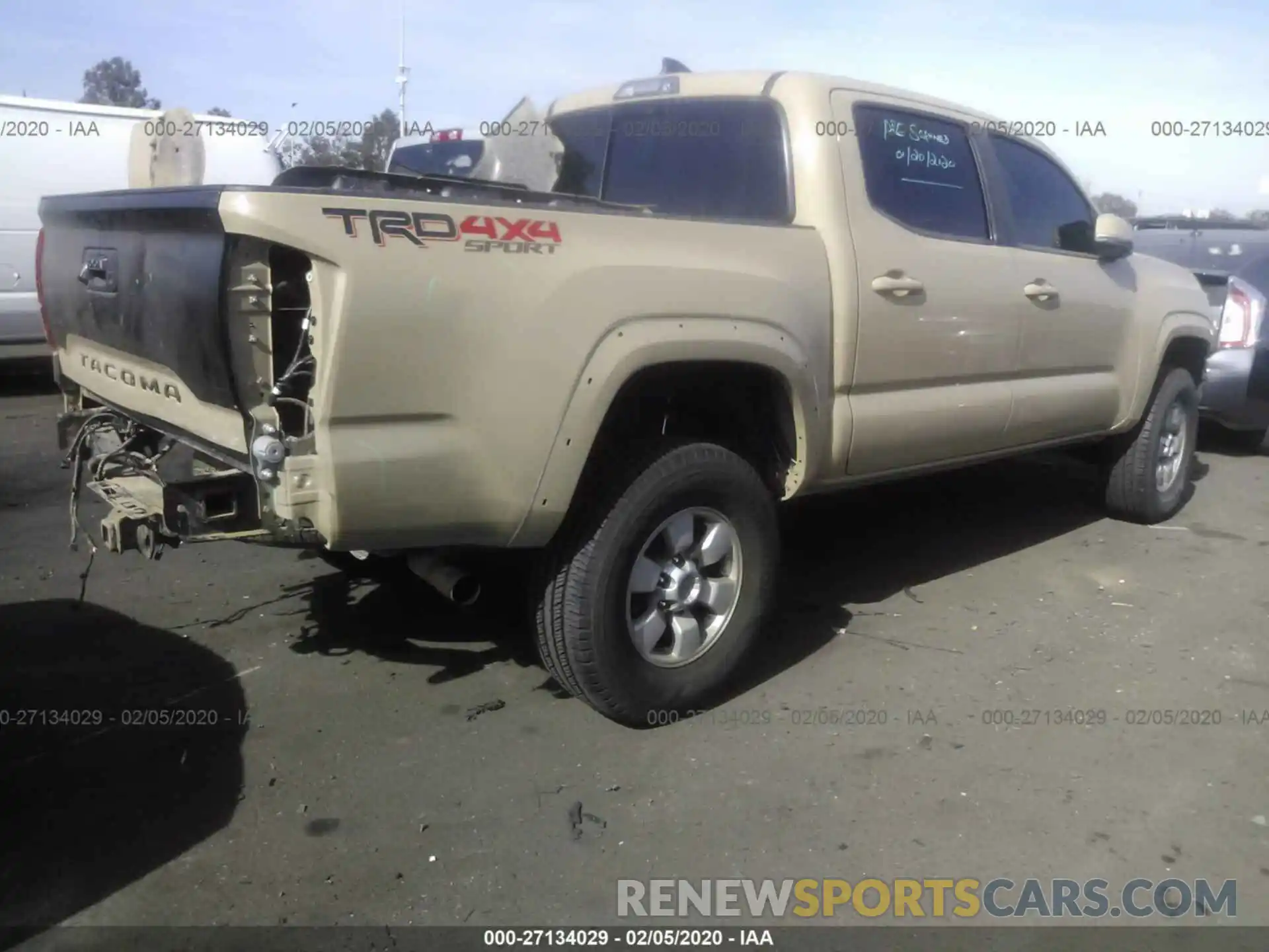 4 Photograph of a damaged car 3TMCZ5AN1KM287147 TOYOTA TACOMA 2019