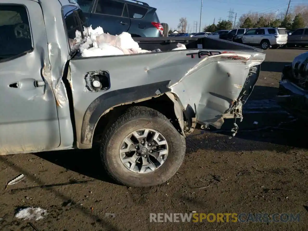 9 Photograph of a damaged car 3TMCZ5AN1KM287441 TOYOTA TACOMA 2019