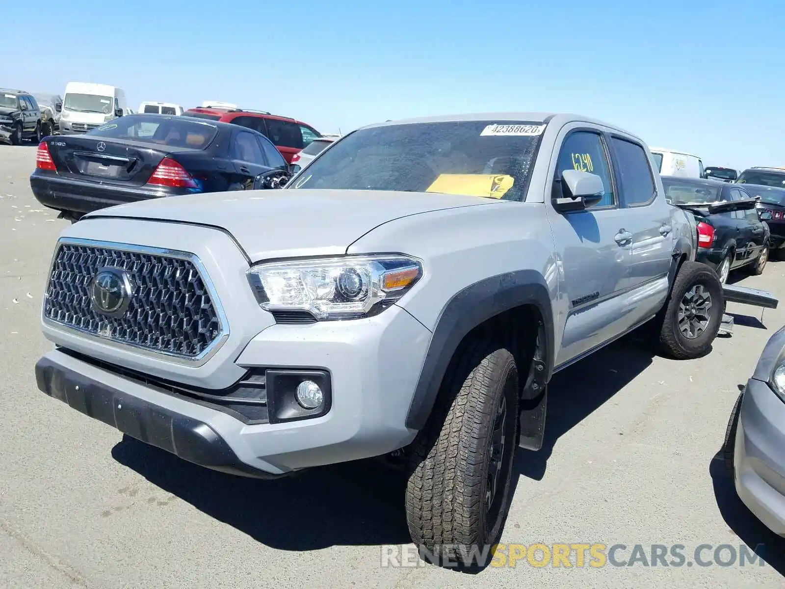 2 Photograph of a damaged car 3TMCZ5AN1KM287617 TOYOTA TACOMA 2019