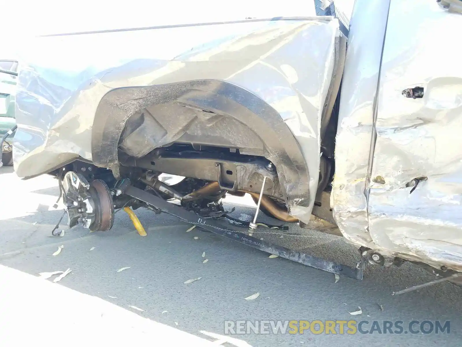 9 Photograph of a damaged car 3TMCZ5AN1KM287617 TOYOTA TACOMA 2019