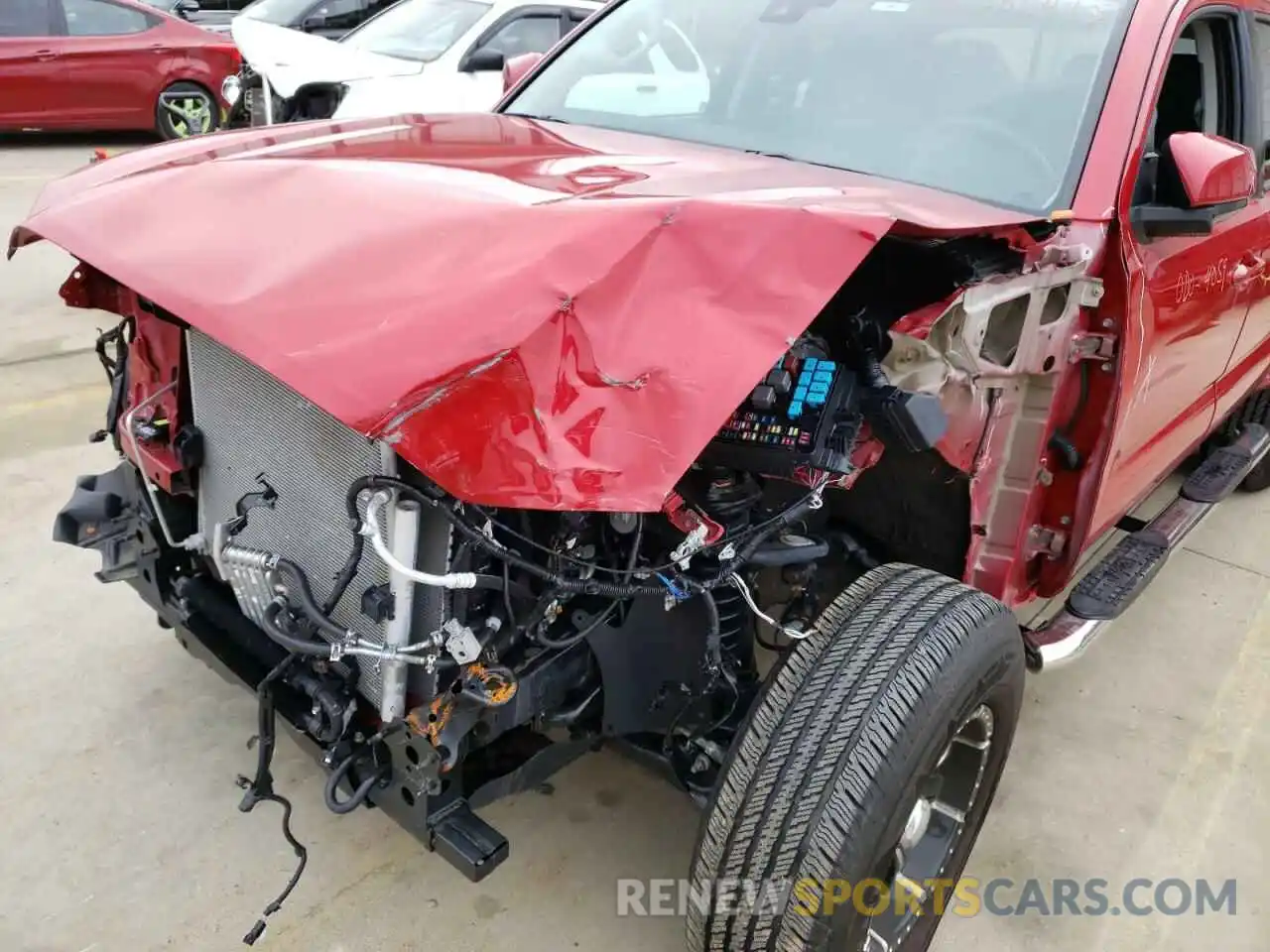 9 Photograph of a damaged car 3TMCZ5AN1KM287889 TOYOTA TACOMA 2019