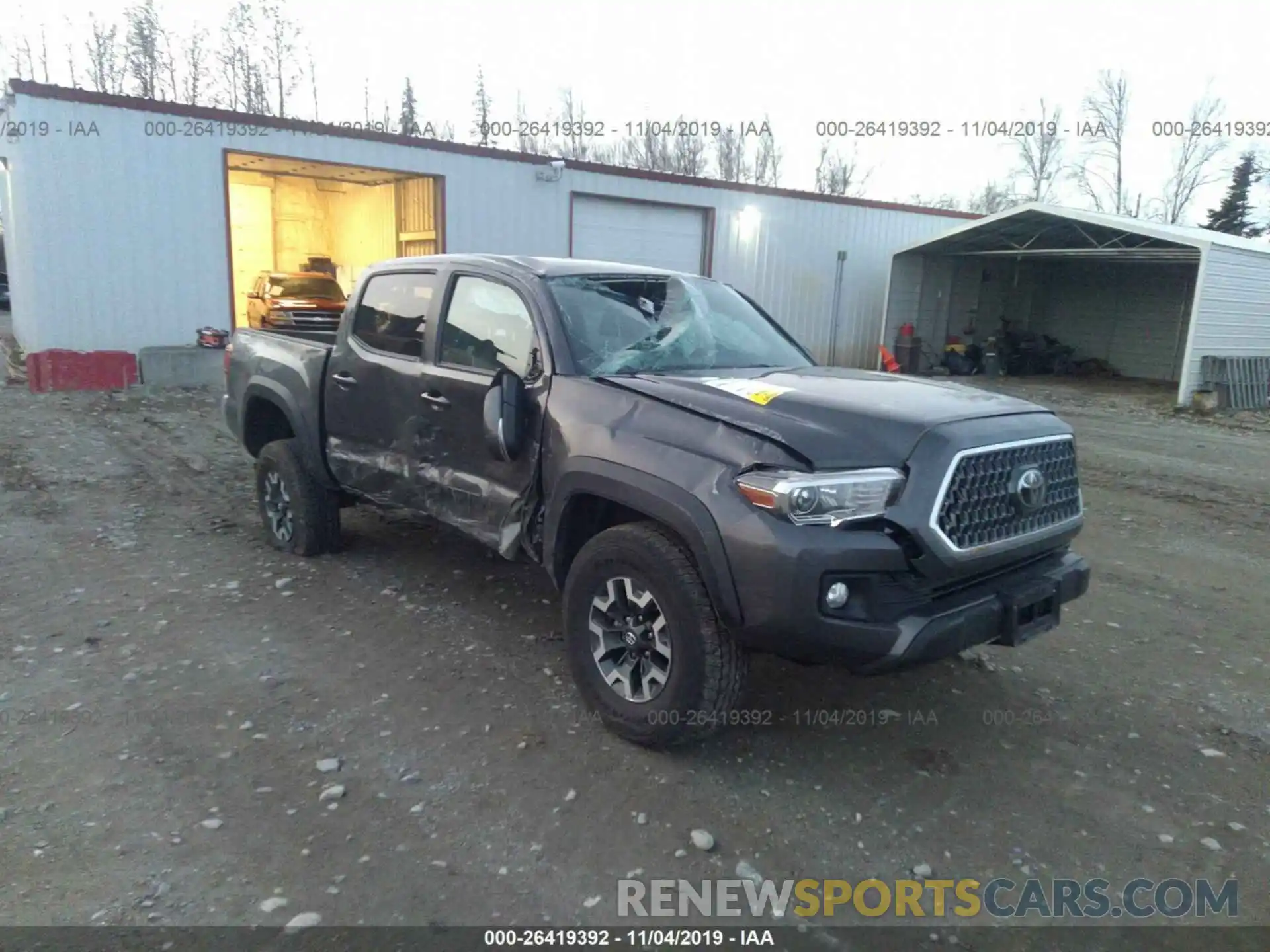 1 Photograph of a damaged car 3TMCZ5AN2KM193942 TOYOTA TACOMA 2019