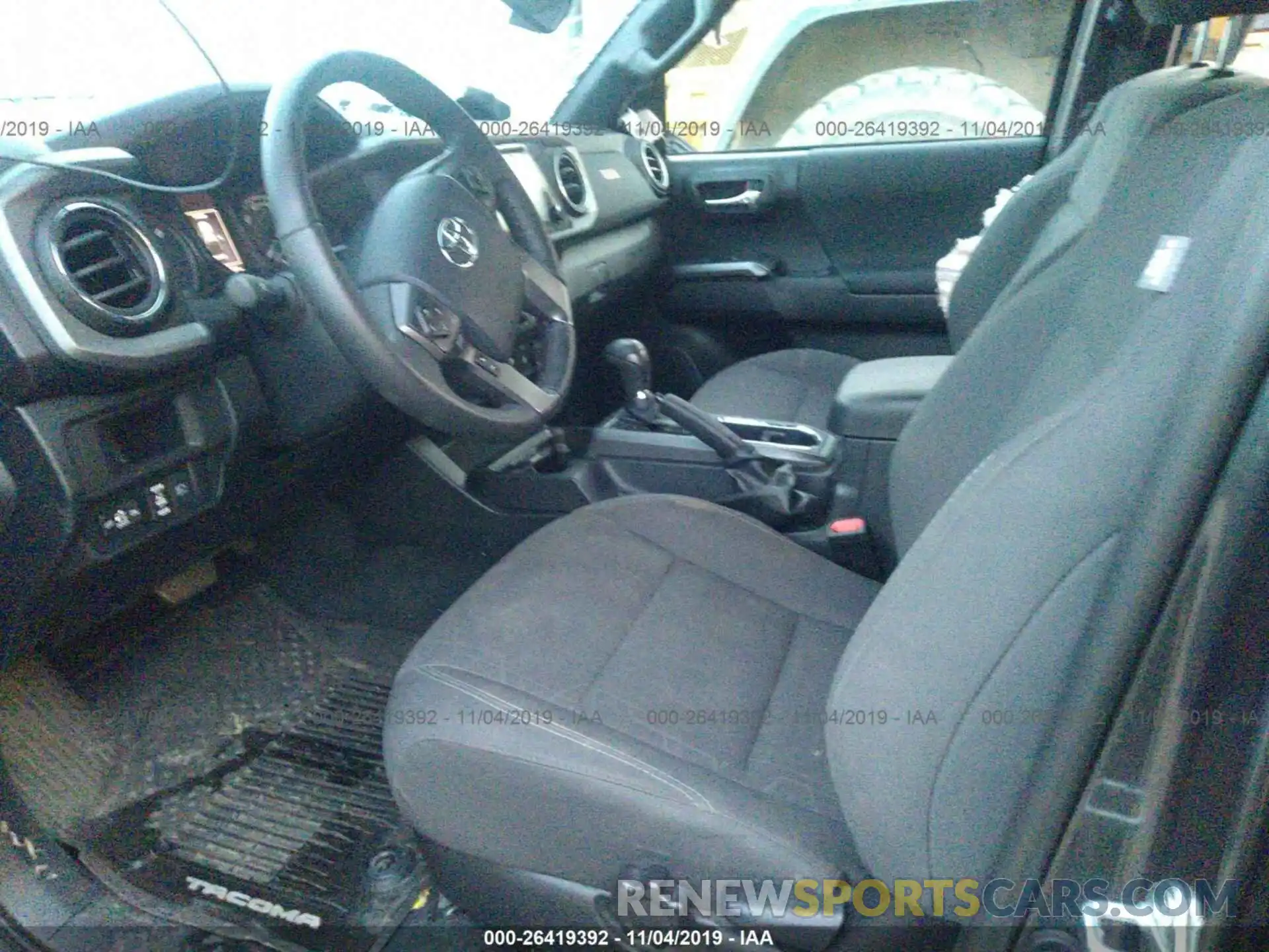 5 Photograph of a damaged car 3TMCZ5AN2KM193942 TOYOTA TACOMA 2019