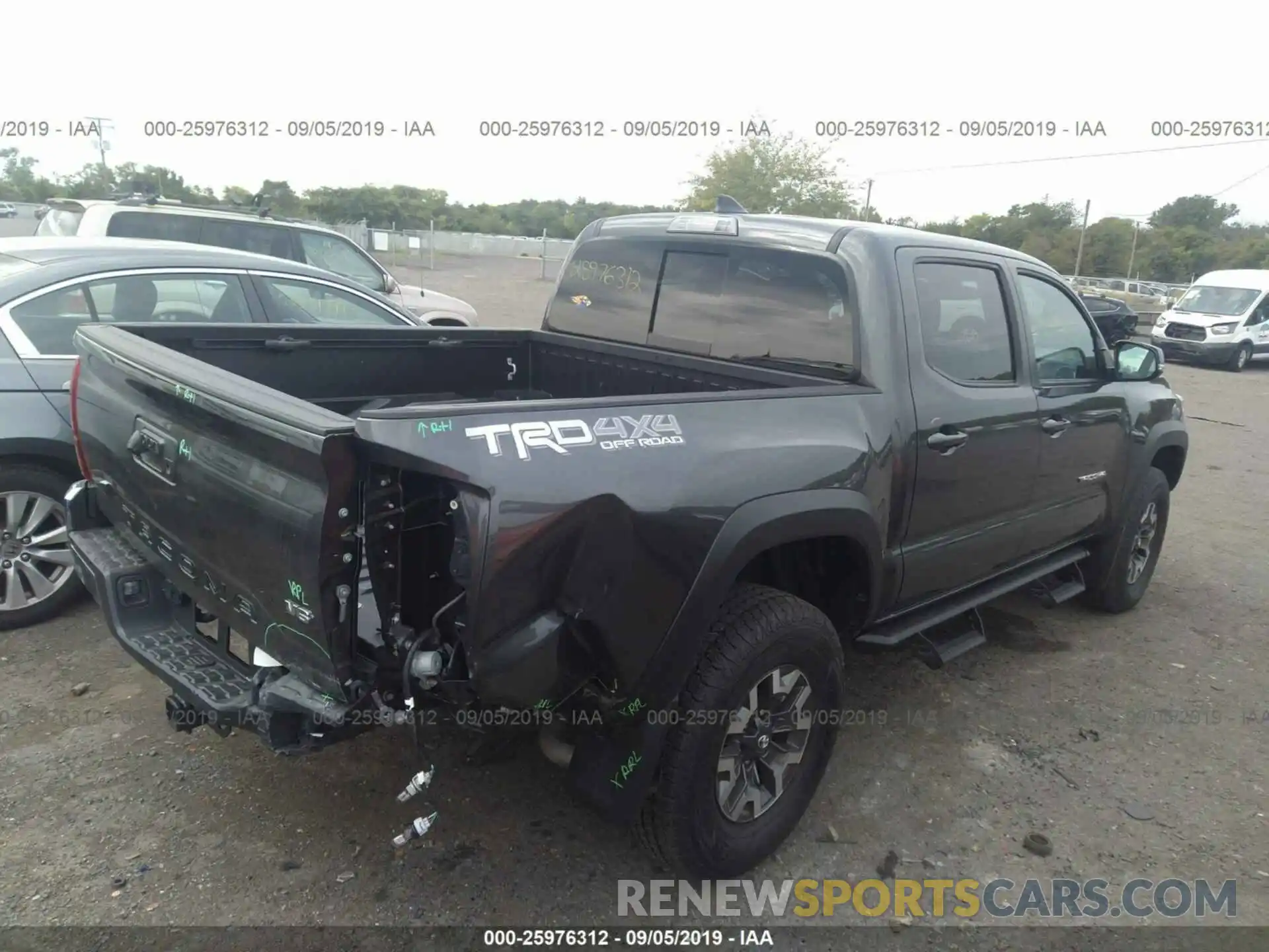 4 Photograph of a damaged car 3TMCZ5AN2KM199482 TOYOTA TACOMA 2019