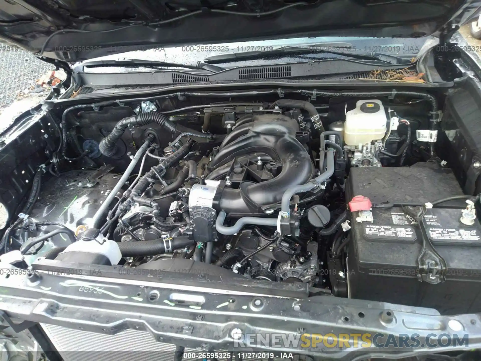 10 Photograph of a damaged car 3TMCZ5AN2KM200307 TOYOTA TACOMA 2019