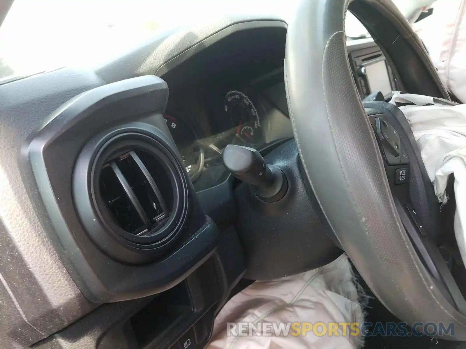 8 Photograph of a damaged car 3TMCZ5AN2KM202848 TOYOTA TACOMA 2019