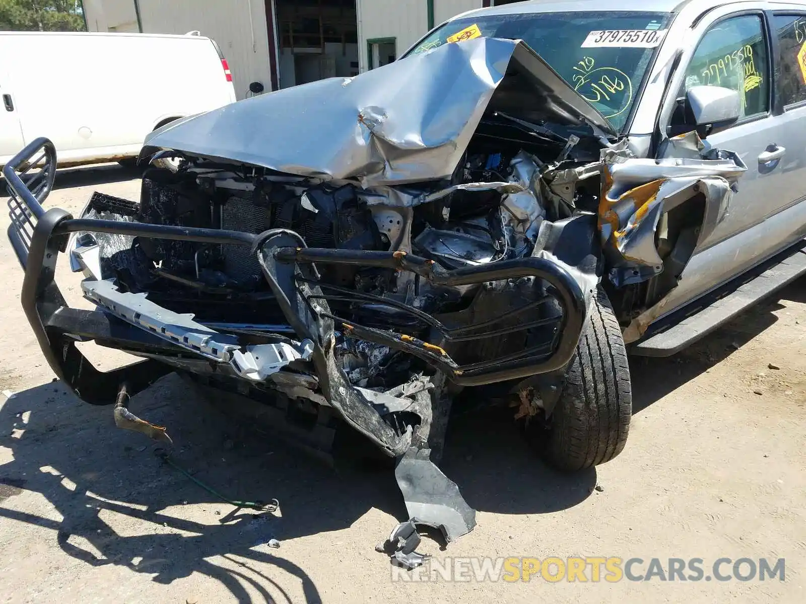 9 Photograph of a damaged car 3TMCZ5AN2KM202848 TOYOTA TACOMA 2019