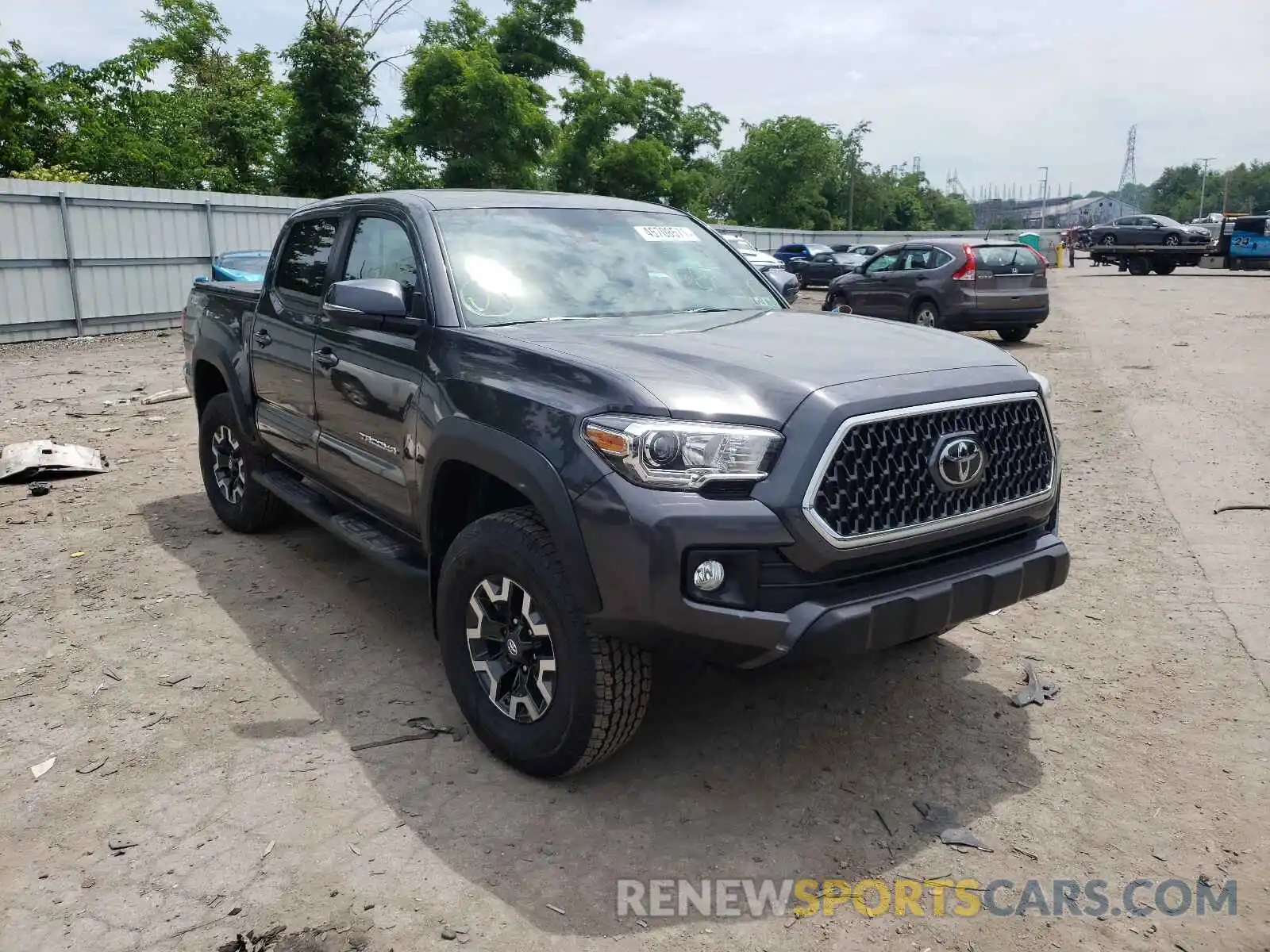 1 Photograph of a damaged car 3TMCZ5AN2KM204051 TOYOTA TACOMA 2019