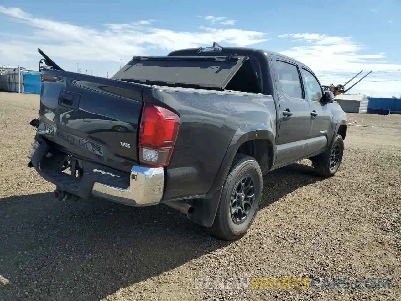 4 Photograph of a damaged car 3TMCZ5AN2KM204597 TOYOTA TACOMA 2019