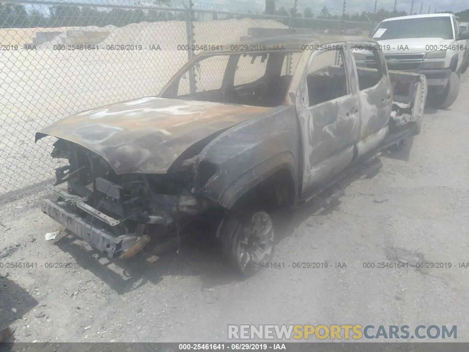 2 Photograph of a damaged car 3TMCZ5AN2KM213199 TOYOTA TACOMA 2019