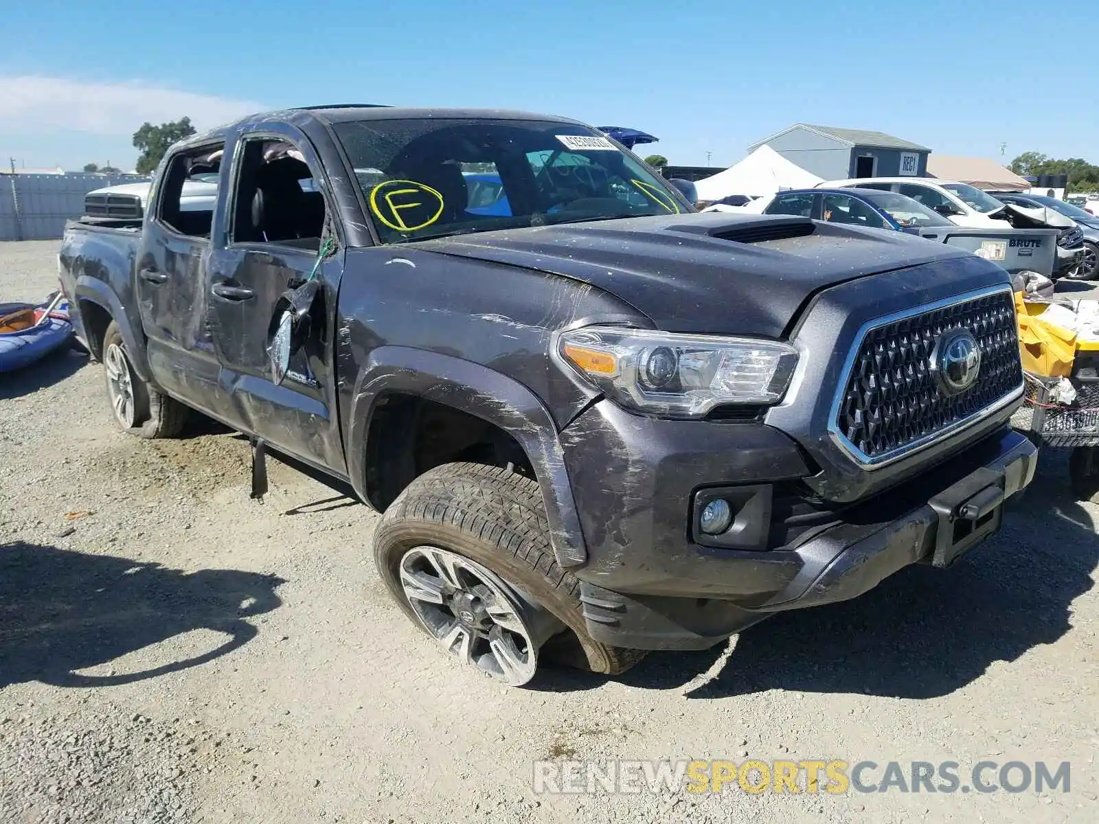 1 Photograph of a damaged car 3TMCZ5AN2KM217222 TOYOTA TACOMA 2019