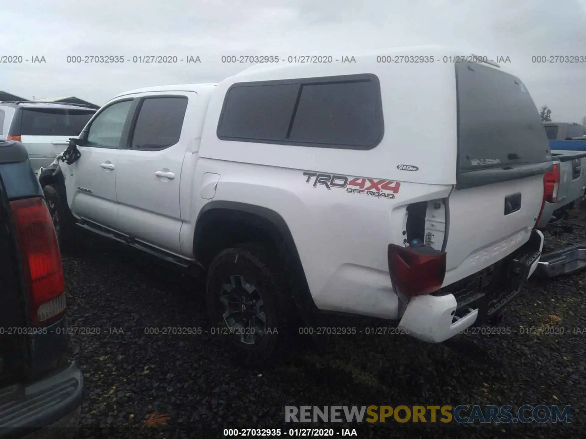 3 Фотография поврежденного автомобиля 3TMCZ5AN2KM217429 TOYOTA TACOMA 2019