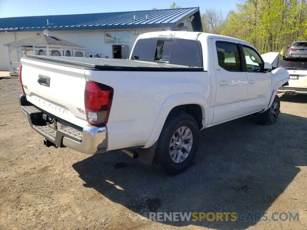 4 Photograph of a damaged car 3TMCZ5AN2KM218354 TOYOTA TACOMA 2019