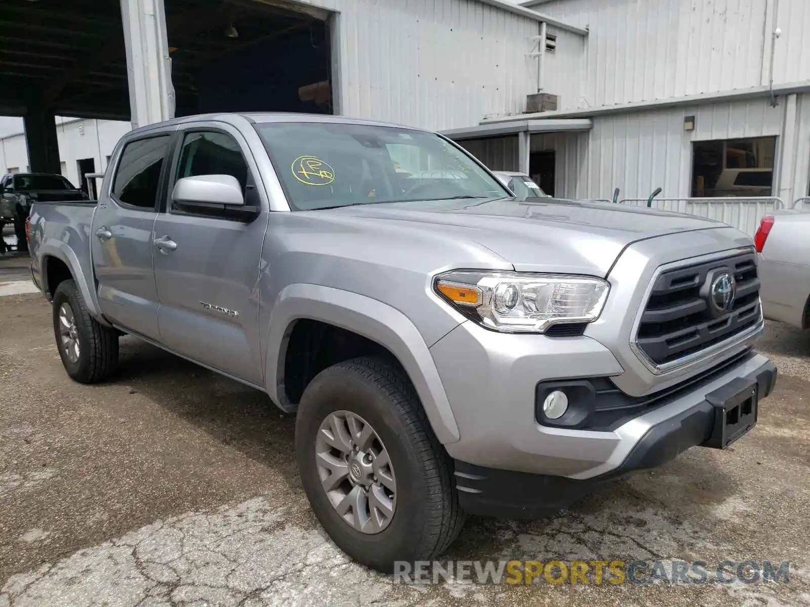 1 Photograph of a damaged car 3TMCZ5AN2KM219181 TOYOTA TACOMA 2019