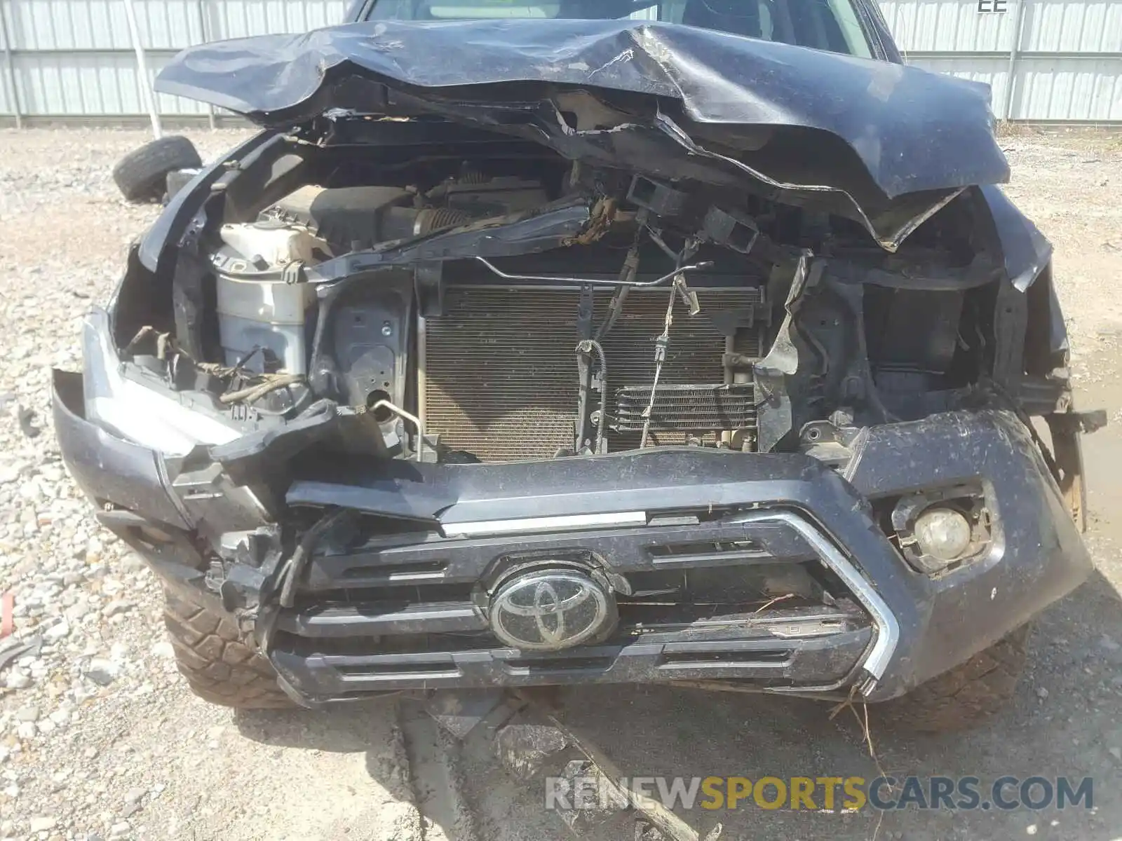 9 Photograph of a damaged car 3TMCZ5AN2KM220251 TOYOTA TACOMA 2019