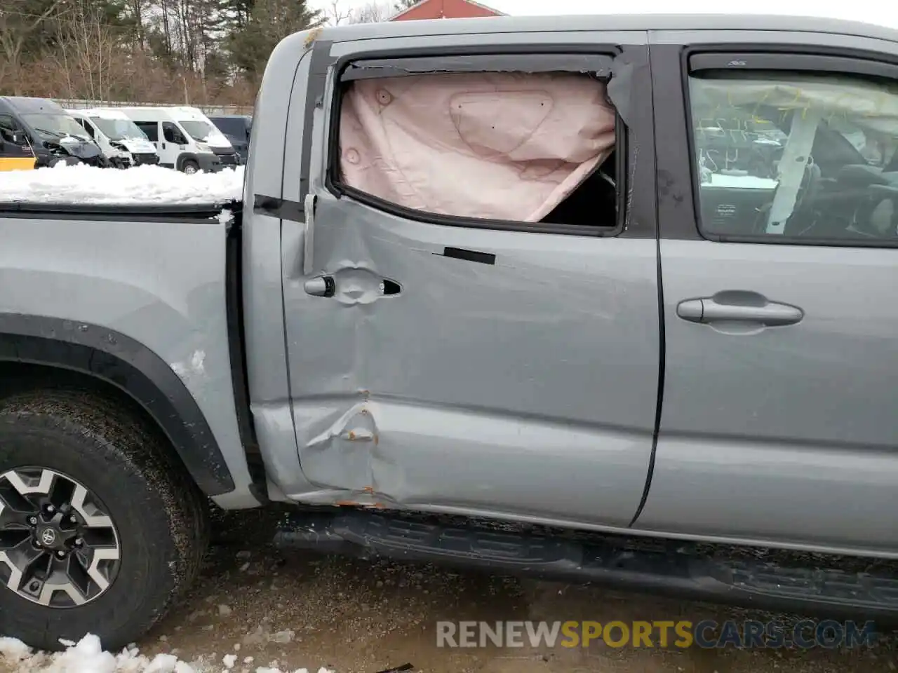 9 Photograph of a damaged car 3TMCZ5AN2KM220928 TOYOTA TACOMA 2019