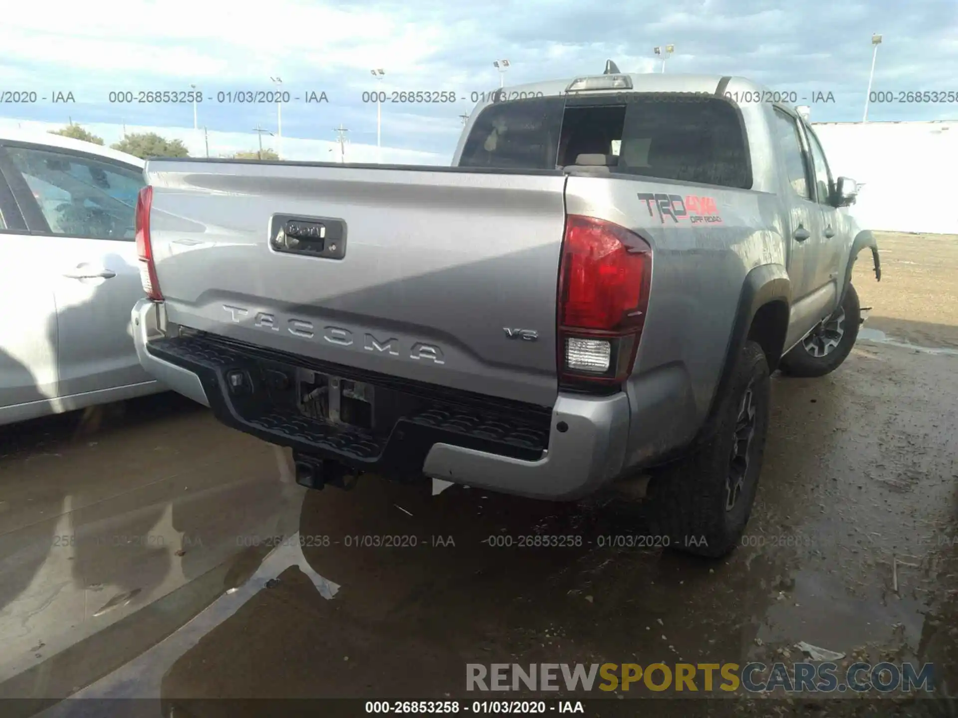 4 Photograph of a damaged car 3TMCZ5AN2KM222646 TOYOTA TACOMA 2019