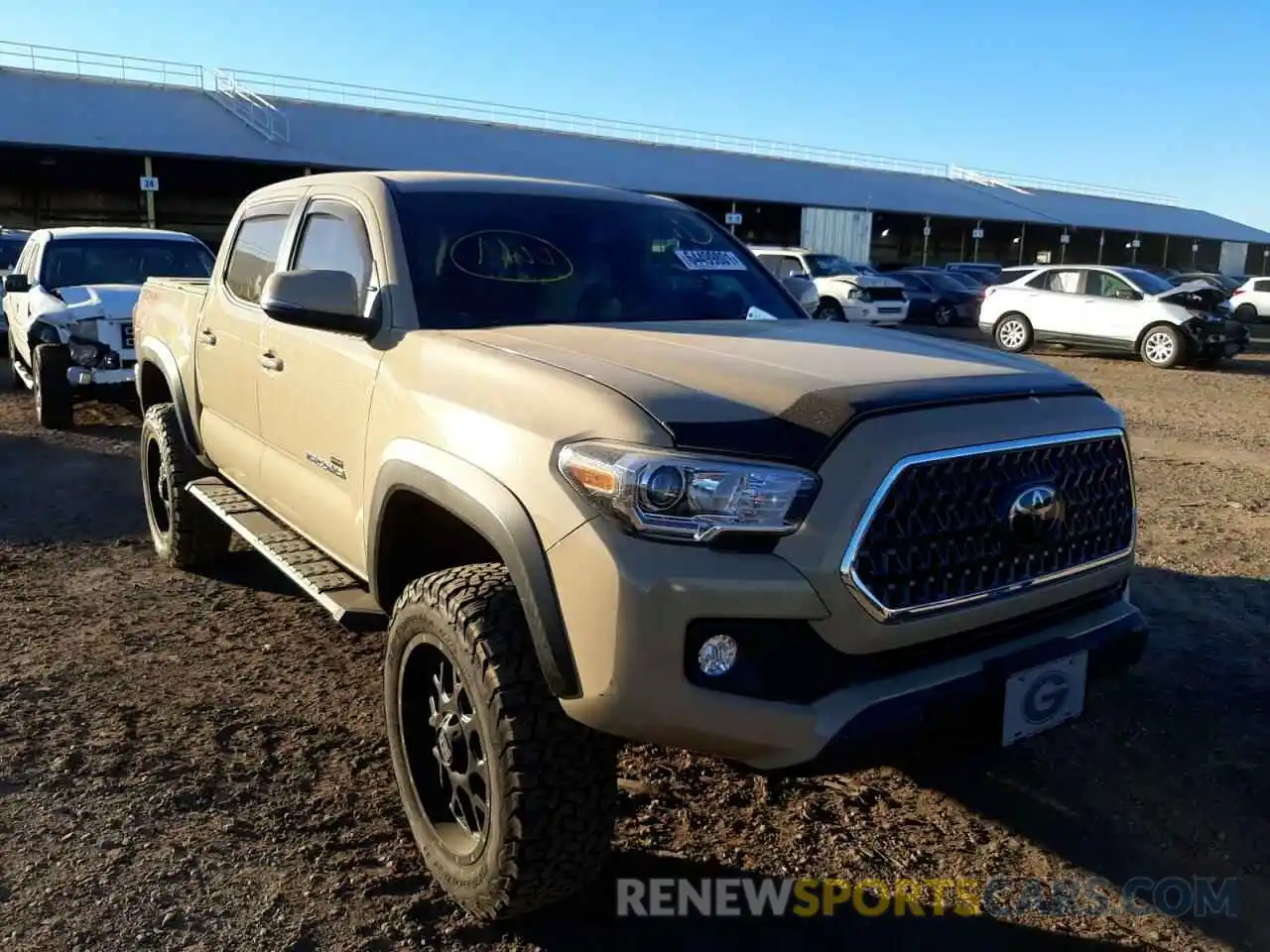 1 Photograph of a damaged car 3TMCZ5AN2KM223943 TOYOTA TACOMA 2019