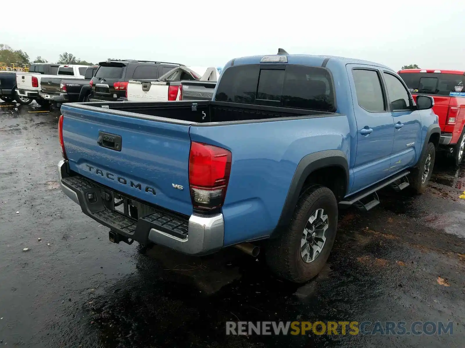 4 Photograph of a damaged car 3TMCZ5AN2KM224946 TOYOTA TACOMA 2019