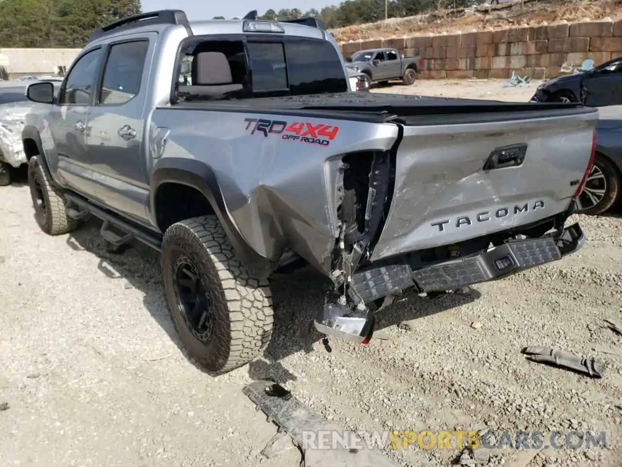 3 Photograph of a damaged car 3TMCZ5AN2KM230603 TOYOTA TACOMA 2019