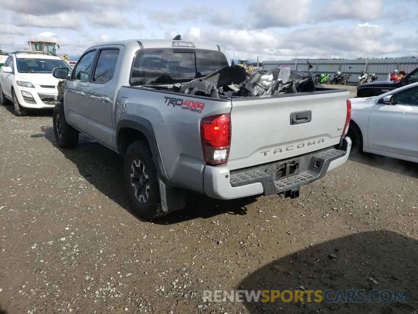 3 Photograph of a damaged car 3TMCZ5AN2KM237213 TOYOTA TACOMA 2019