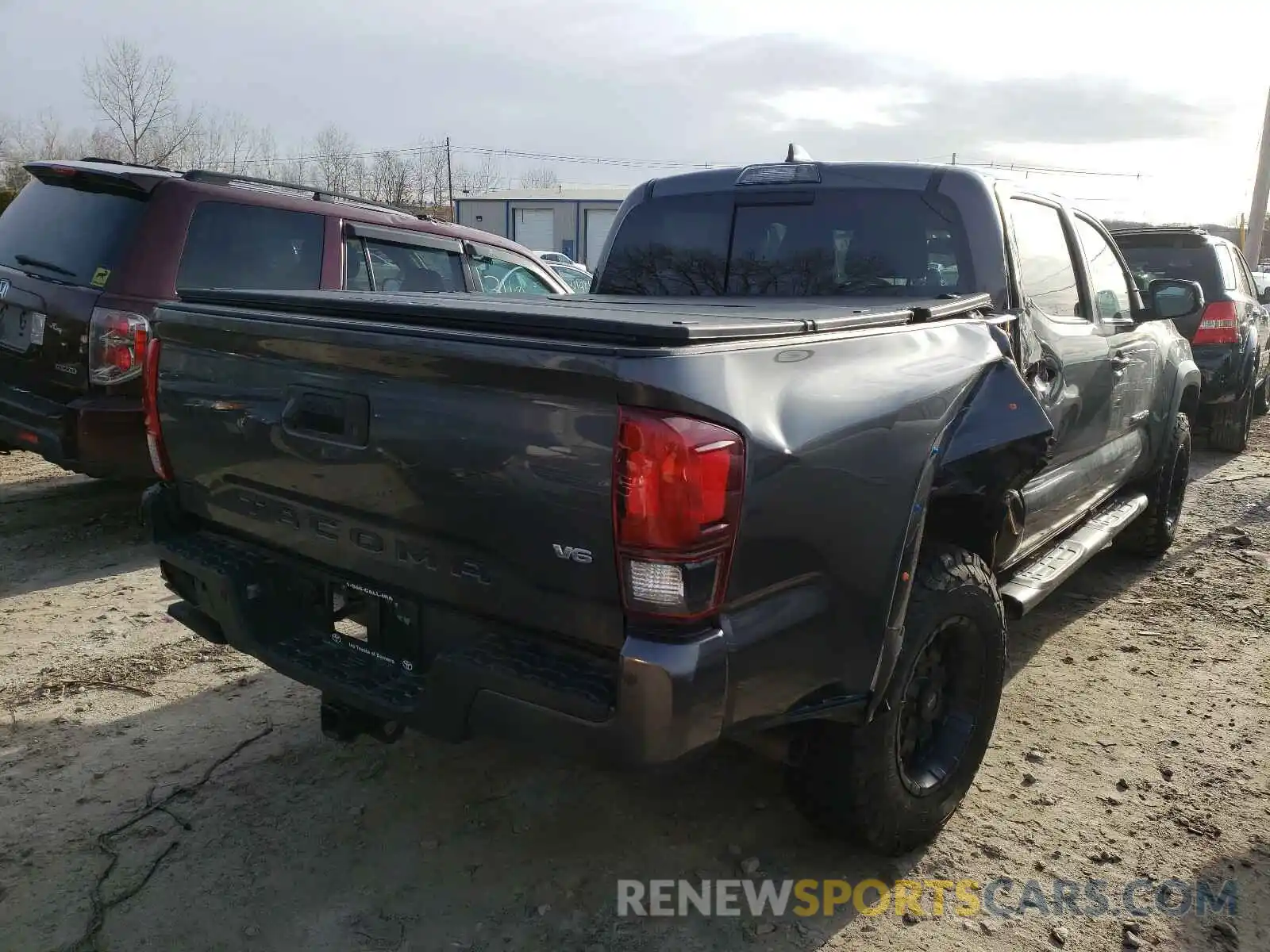 4 Photograph of a damaged car 3TMCZ5AN2KM237454 TOYOTA TACOMA 2019