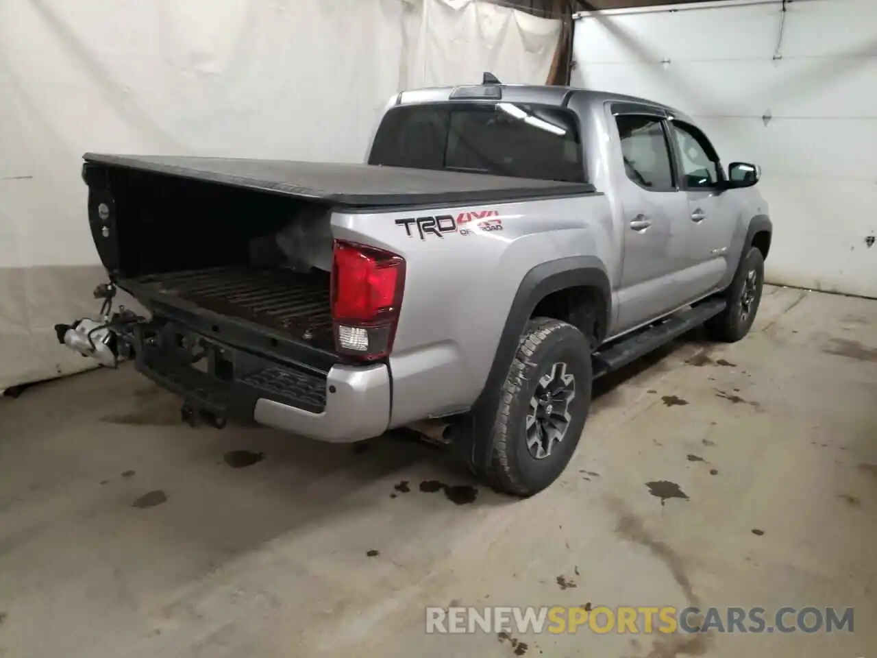 4 Photograph of a damaged car 3TMCZ5AN2KM239902 TOYOTA TACOMA 2019