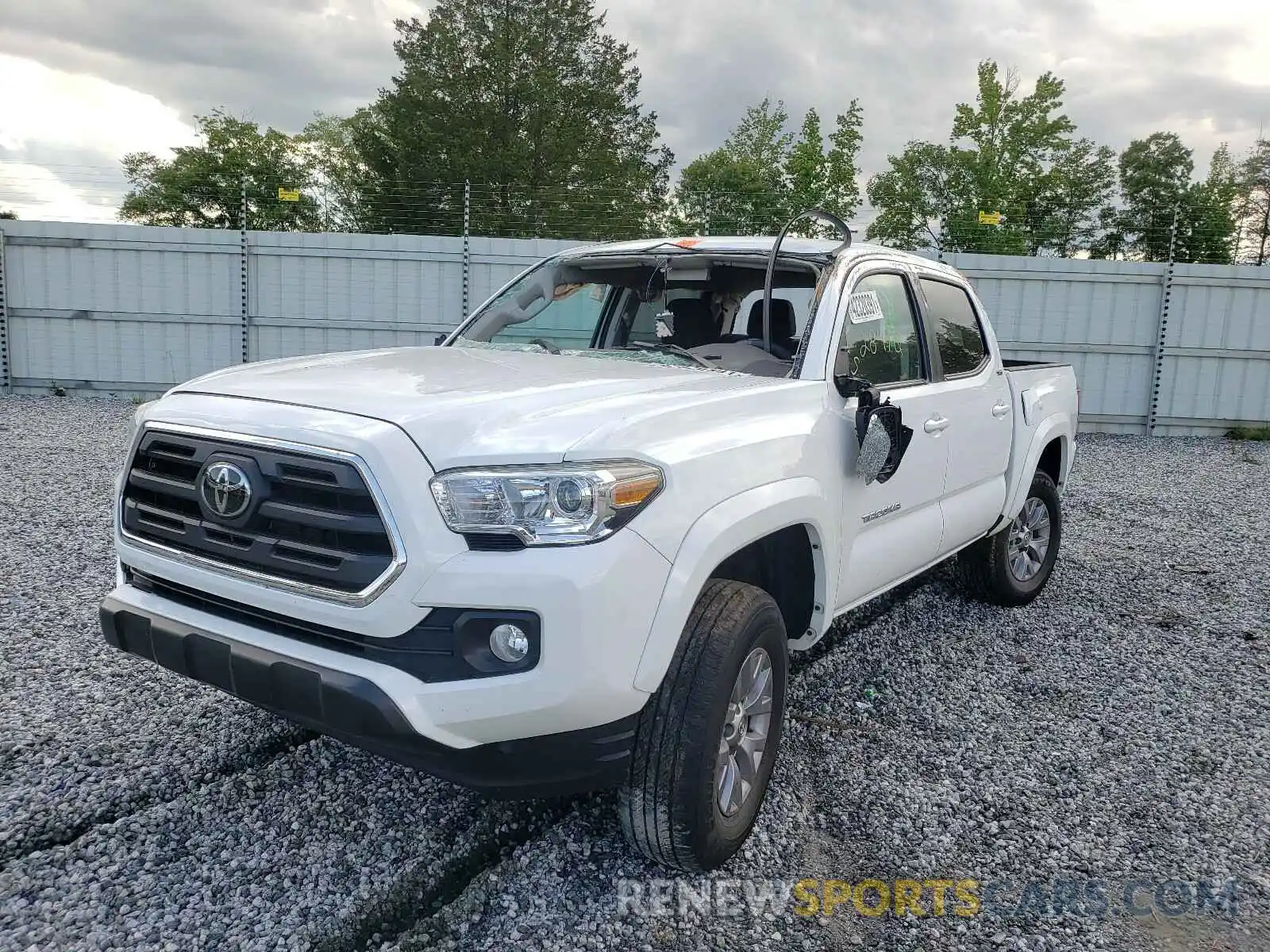 2 Photograph of a damaged car 3TMCZ5AN2KM240046 TOYOTA TACOMA 2019