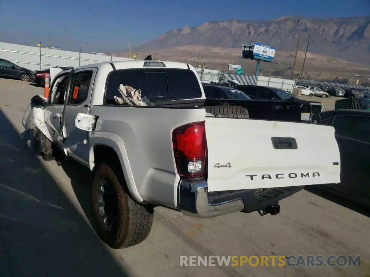 3 Photograph of a damaged car 3TMCZ5AN2KM240547 TOYOTA TACOMA 2019