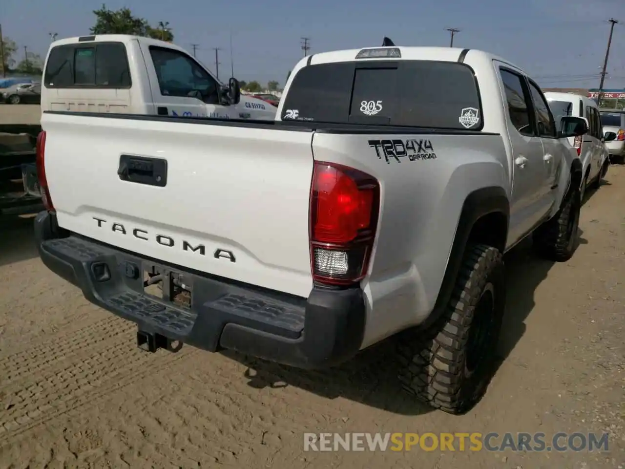 4 Фотография поврежденного автомобиля 3TMCZ5AN2KM241701 TOYOTA TACOMA 2019