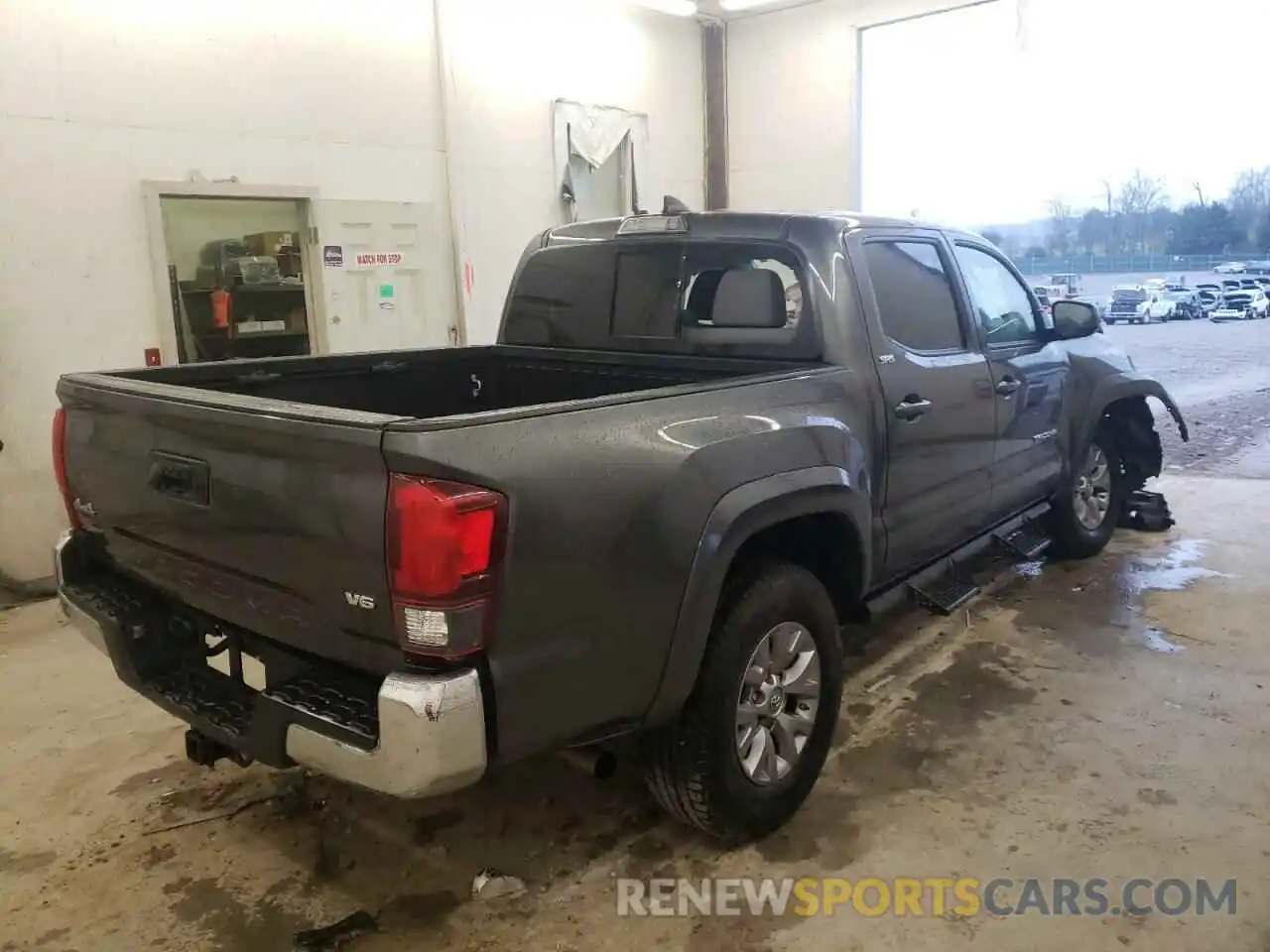 4 Photograph of a damaged car 3TMCZ5AN2KM244176 TOYOTA TACOMA 2019