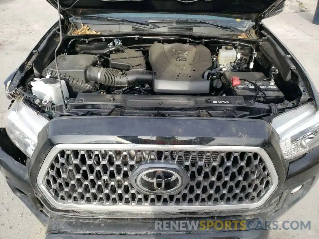 7 Photograph of a damaged car 3TMCZ5AN2KM253217 TOYOTA TACOMA 2019