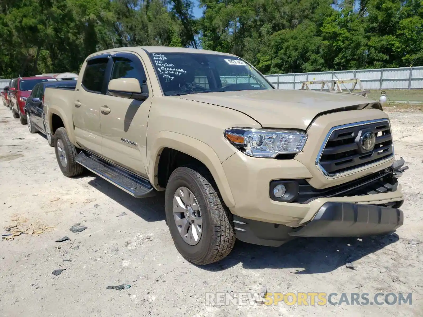 1 Photograph of a damaged car 3TMCZ5AN2KM253721 TOYOTA TACOMA 2019