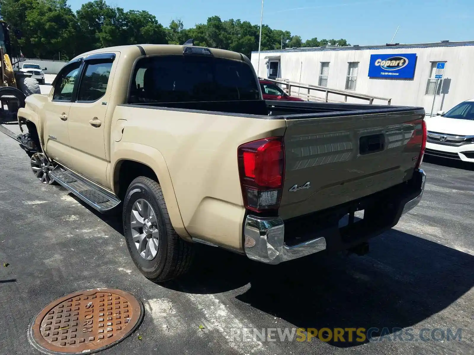 3 Photograph of a damaged car 3TMCZ5AN2KM253721 TOYOTA TACOMA 2019