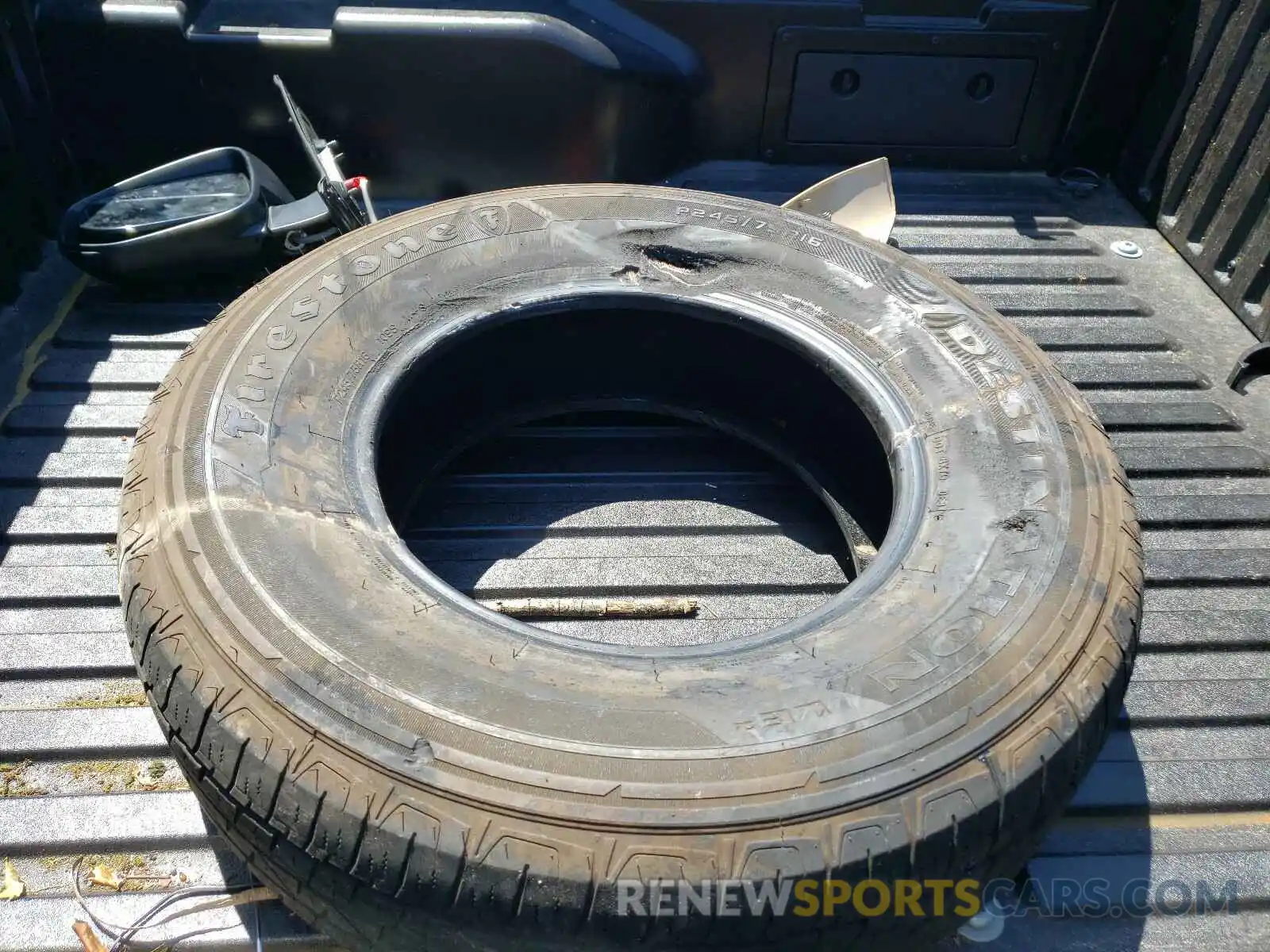 9 Photograph of a damaged car 3TMCZ5AN2KM253721 TOYOTA TACOMA 2019