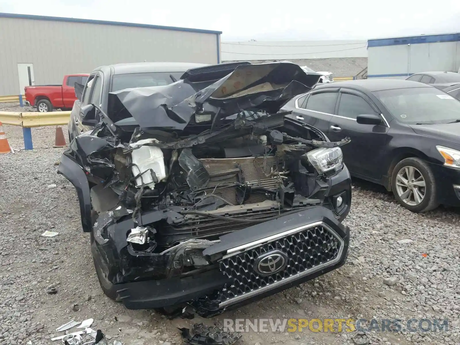 9 Photograph of a damaged car 3TMCZ5AN2KM254268 TOYOTA TACOMA 2019