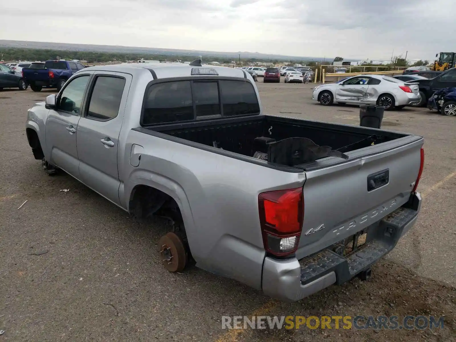 3 Photograph of a damaged car 3TMCZ5AN2KM256165 TOYOTA TACOMA 2019