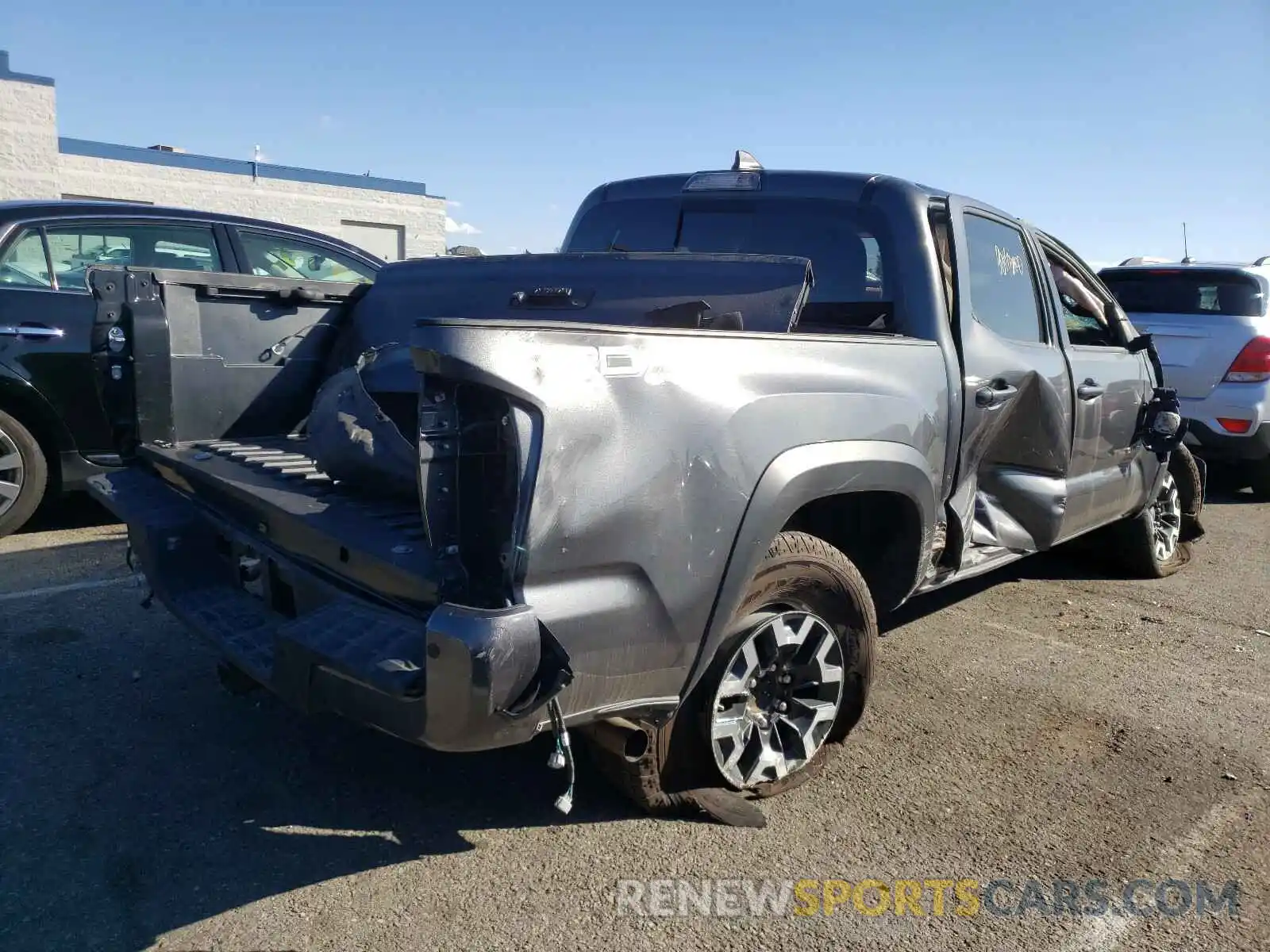 4 Photograph of a damaged car 3TMCZ5AN2KM257199 TOYOTA TACOMA 2019