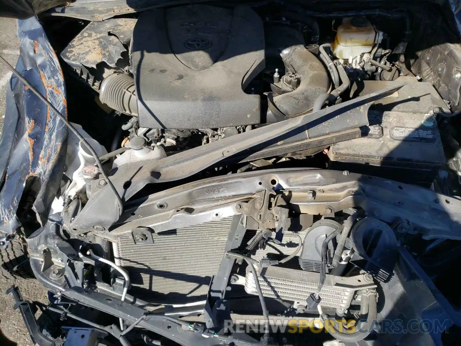 7 Photograph of a damaged car 3TMCZ5AN2KM257199 TOYOTA TACOMA 2019