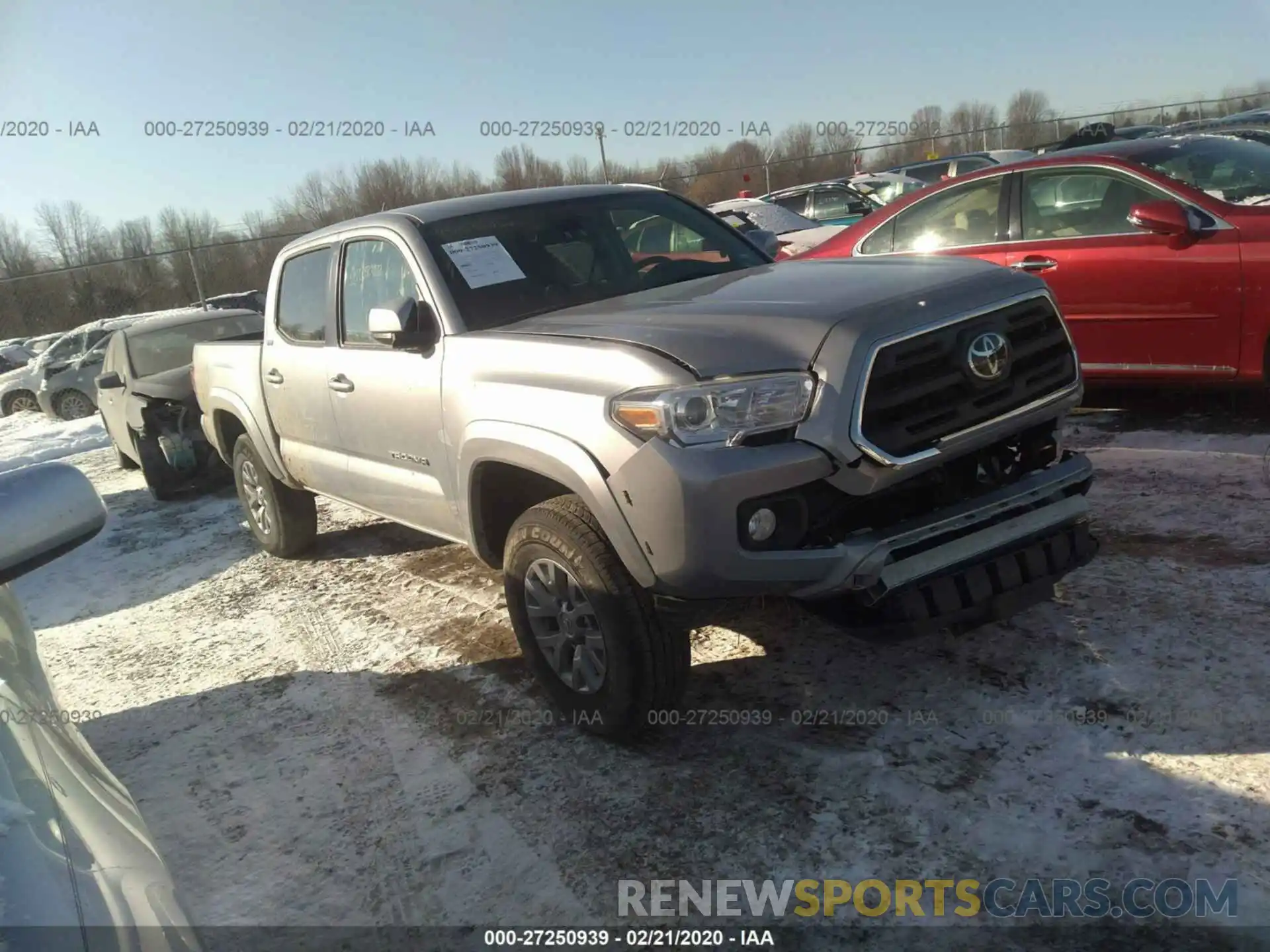 1 Photograph of a damaged car 3TMCZ5AN2KM259812 TOYOTA TACOMA 2019