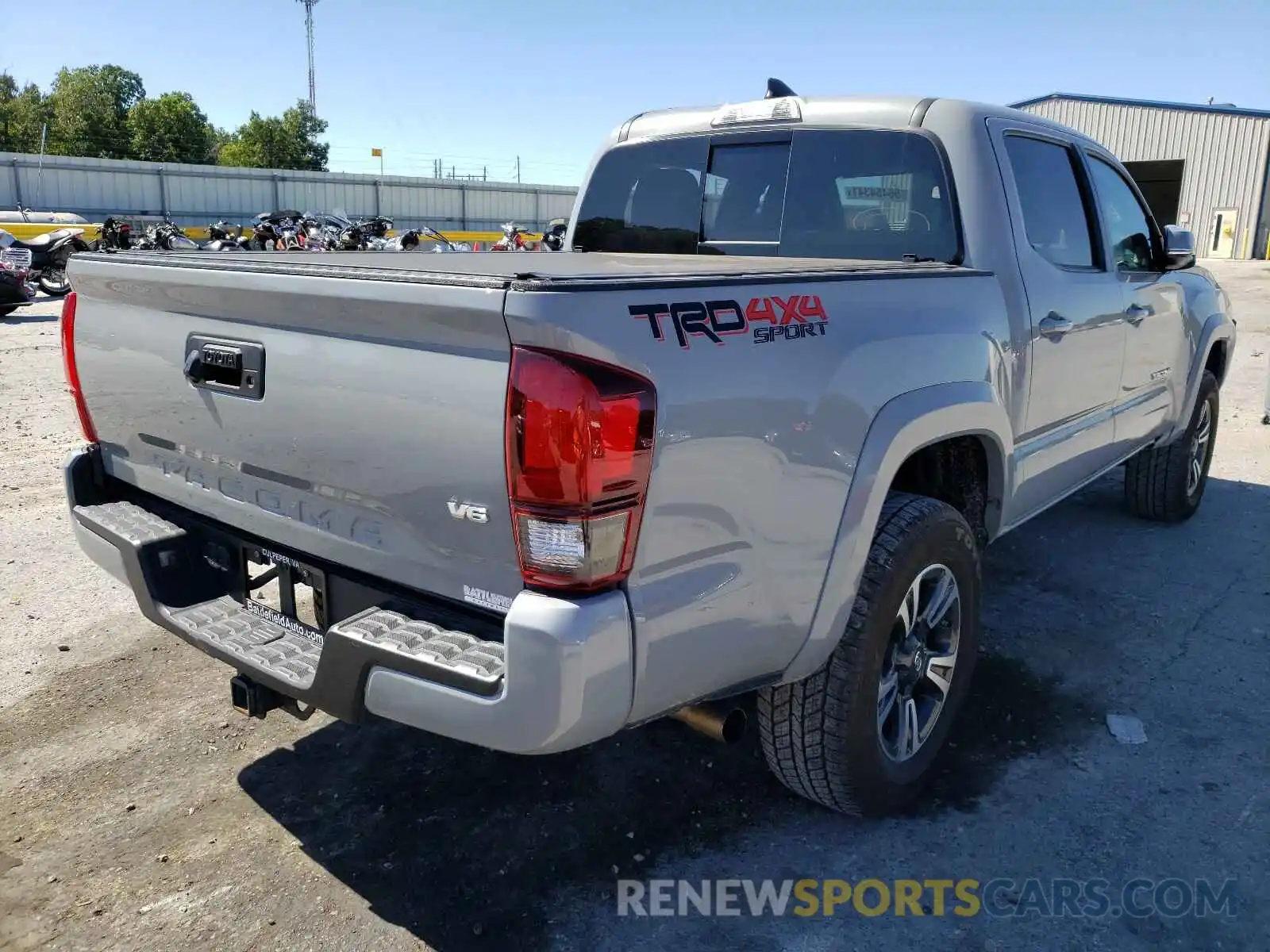 4 Фотография поврежденного автомобиля 3TMCZ5AN2KM262936 TOYOTA TACOMA 2019