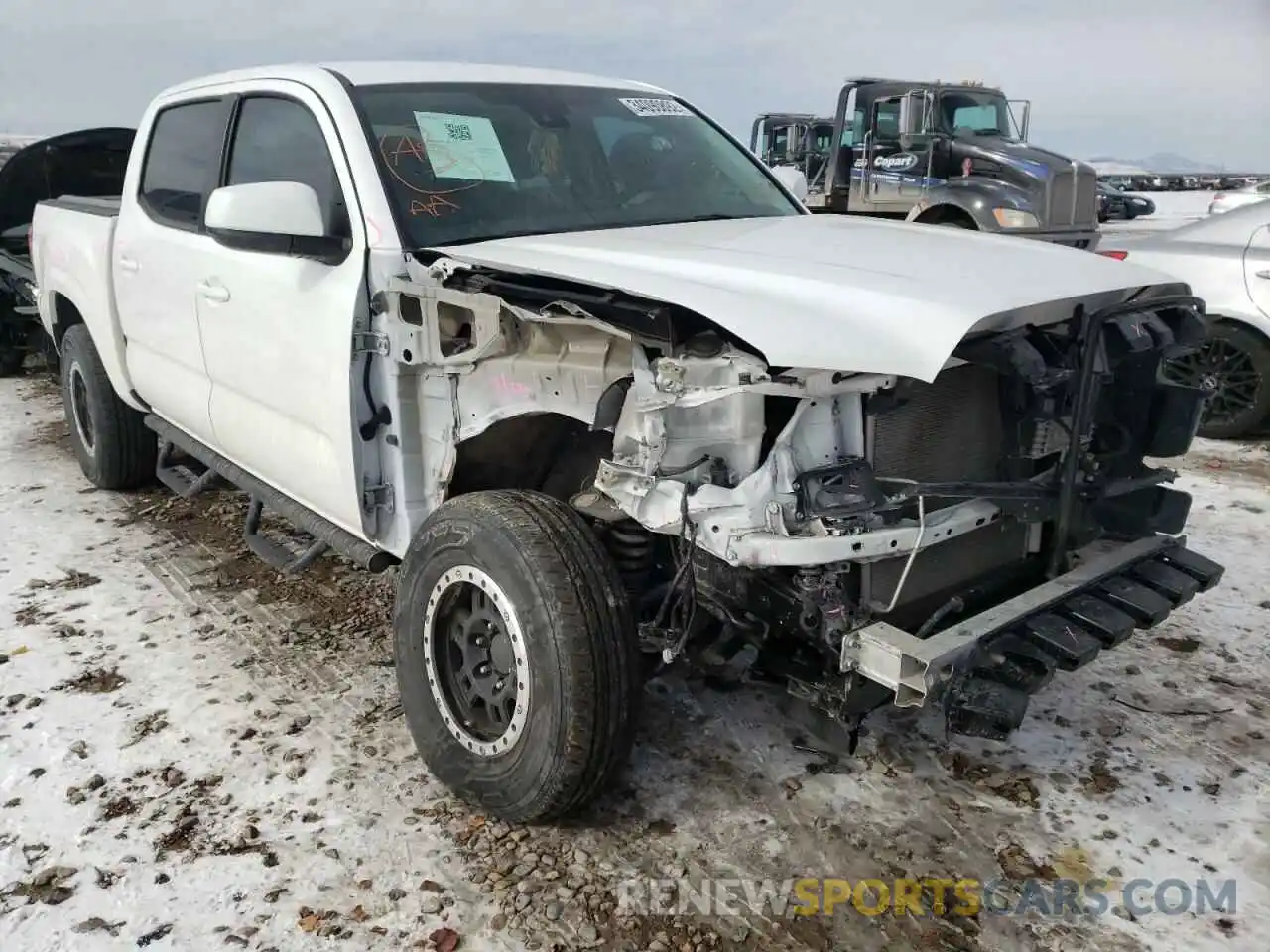 1 Photograph of a damaged car 3TMCZ5AN2KM266131 TOYOTA TACOMA 2019